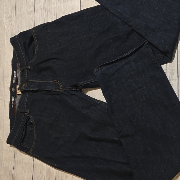 St. John's Bay Other - St. John's Bay Comfort Stretch Relaxed Straight Jeans Dark Wash Size 36 × 34